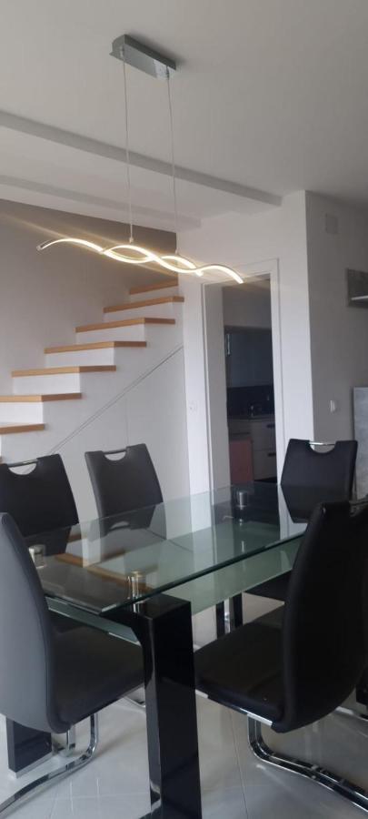 Apartmani Lanterna Крк Екстер'єр фото